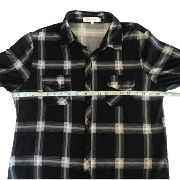 Eden & Olivia Women’s Top Button Down 3/4 Sleeve Knit Black & White Plaid Size L - Picture 4 of 10